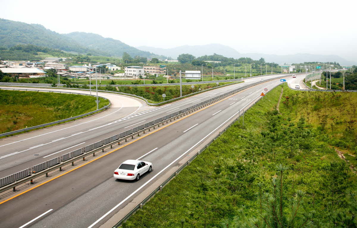  중부내륙고속도로여주-구미간건설공사(제...